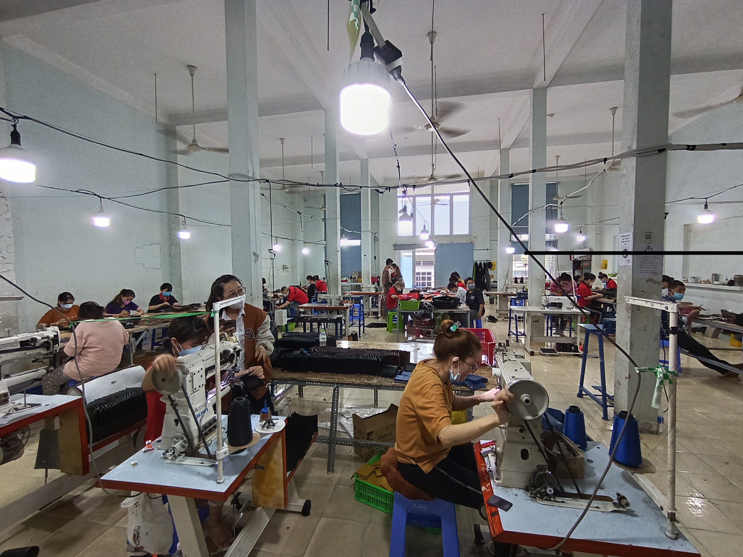 xưởng phụ kiện đồ da cá sấu uy tín tại TPHCM