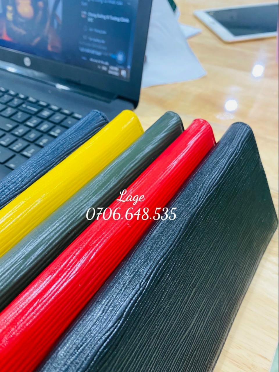 ví dài cầm tay da bò Epi mềm mướt cao cấp