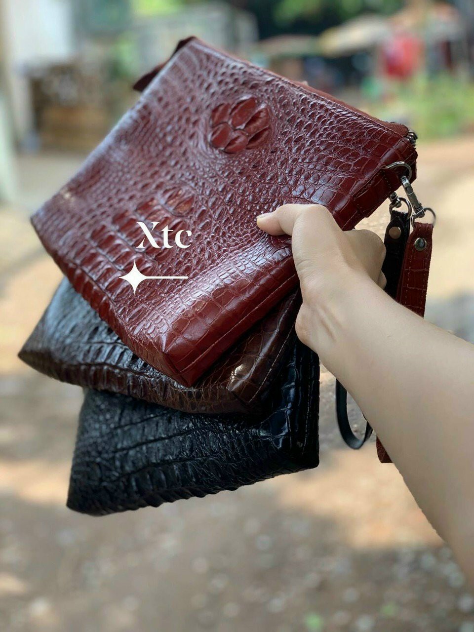 xưởng làm phụ kiện bằng da thật, ví bóp, túi da