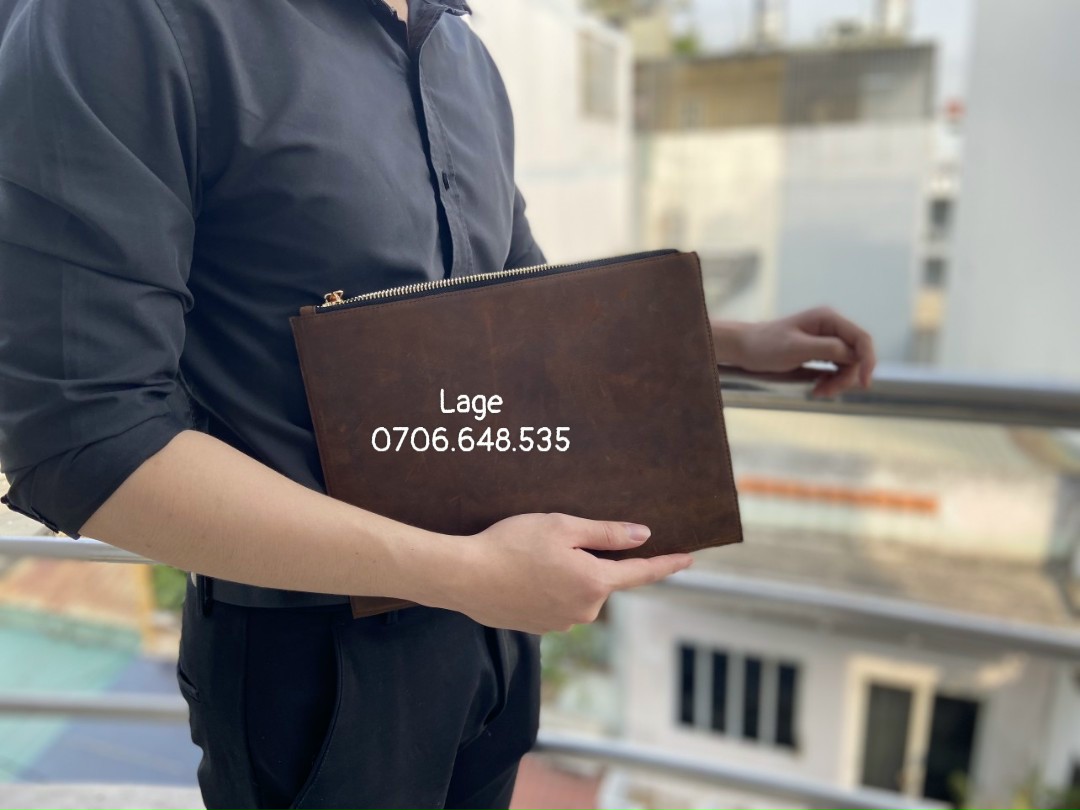 Xưởng sản xuất đồ da clutch da bò DUPO cao cấp