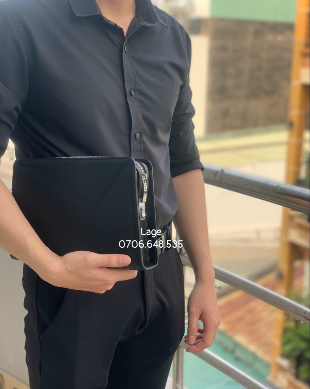 Xưởng sx trực tiếp đồ da clutch khóa số da thật
