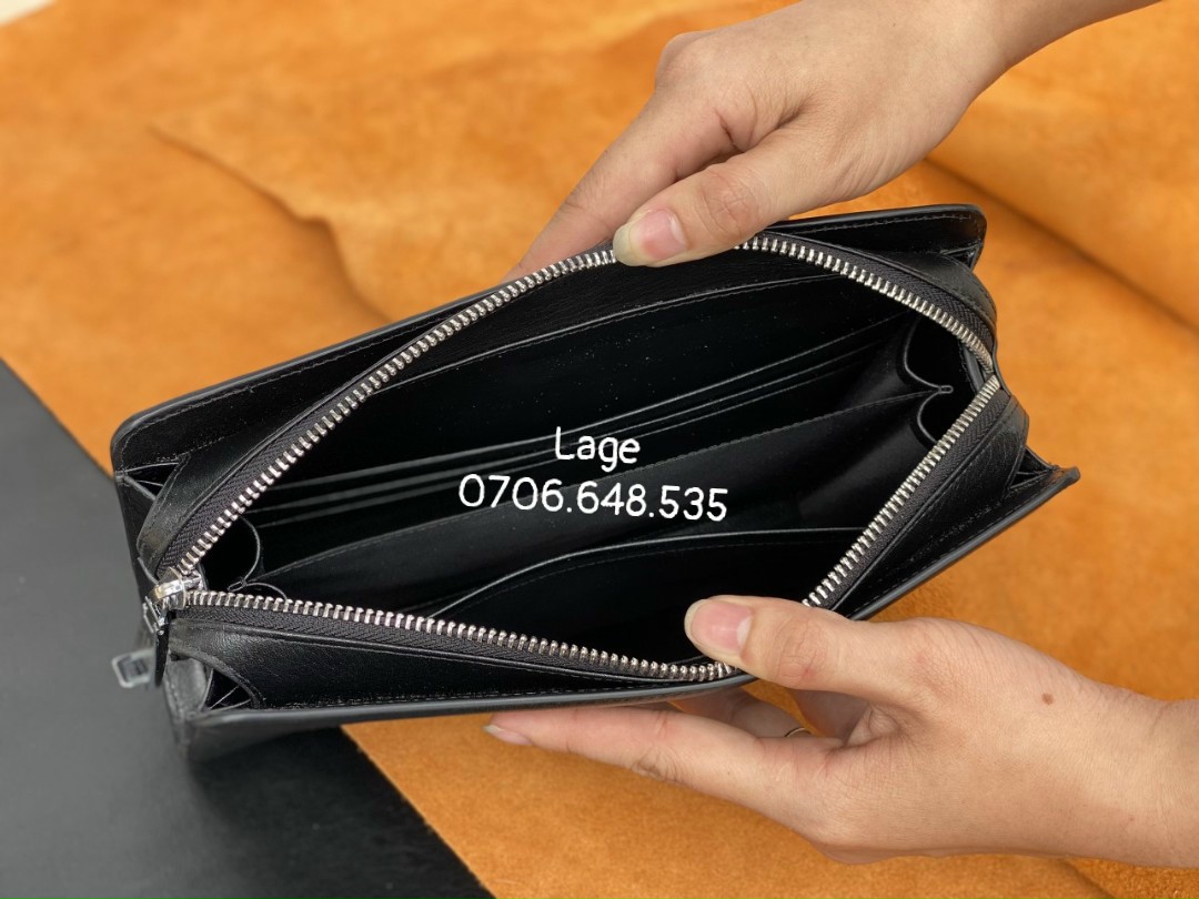 Xưởng sx trực tiếp đồ da clutch khóa số da thật