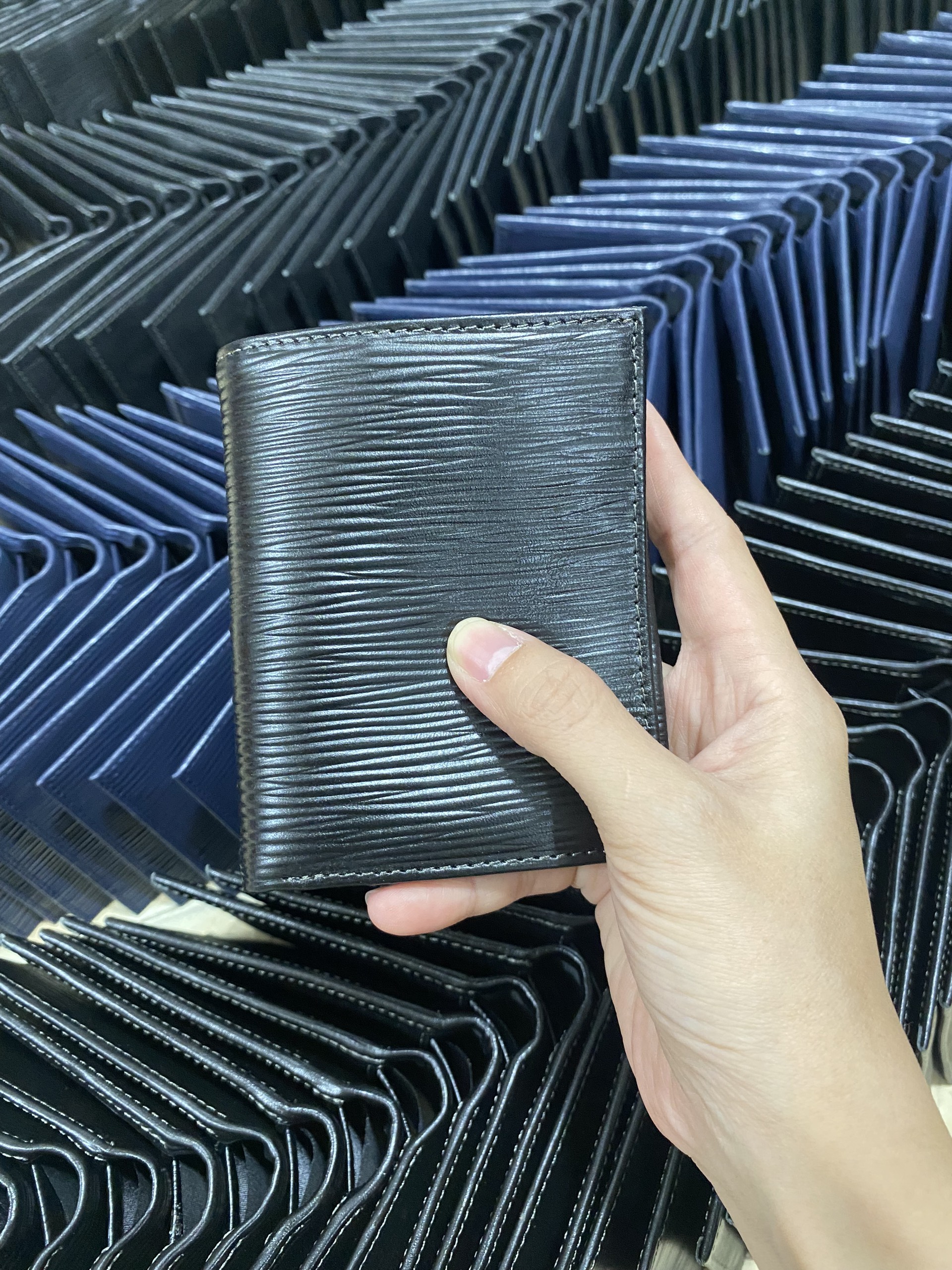 Lên lô ví mini da bò giá xưởng sản xuất sỉ 7x