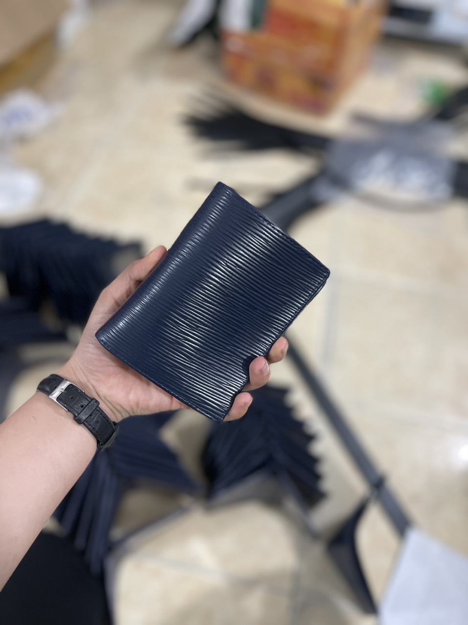 VÍ DA BÒ GIÁ SỈ TẬN XƯỞNG,KHÔNG QUA TRUNG GIAN