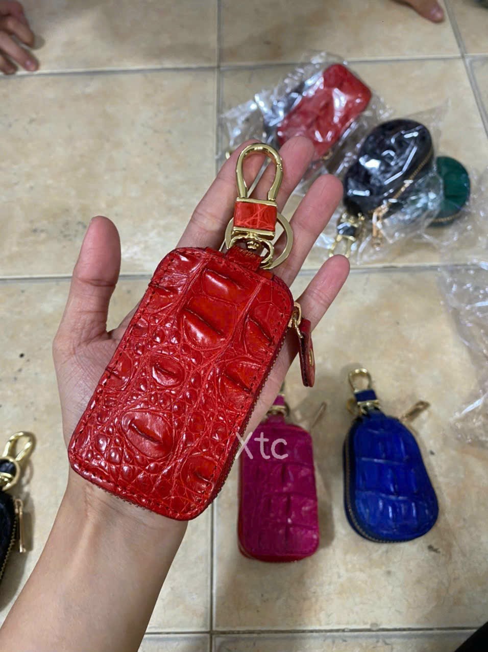 MÓC KHÓA DA CÁ SẤU THẬT,GIÁ TẬN XƯỞNG,KHÔNG QUA TRUNG GIAN