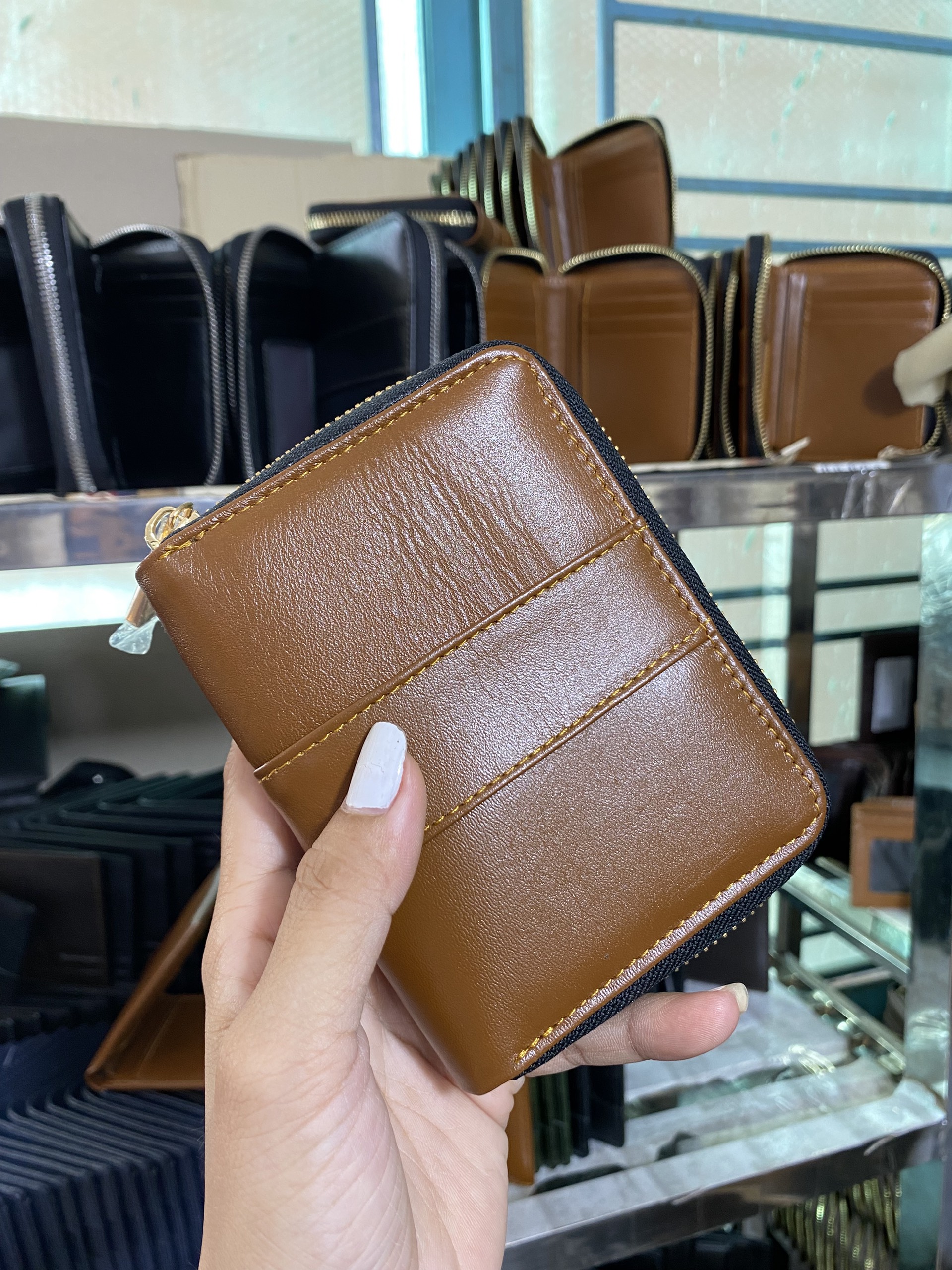 VÍ HỘP UNISEX SẢN XUẤT TẬN XƯỞNG,KHÔNG  QUA TRUNG GIAN