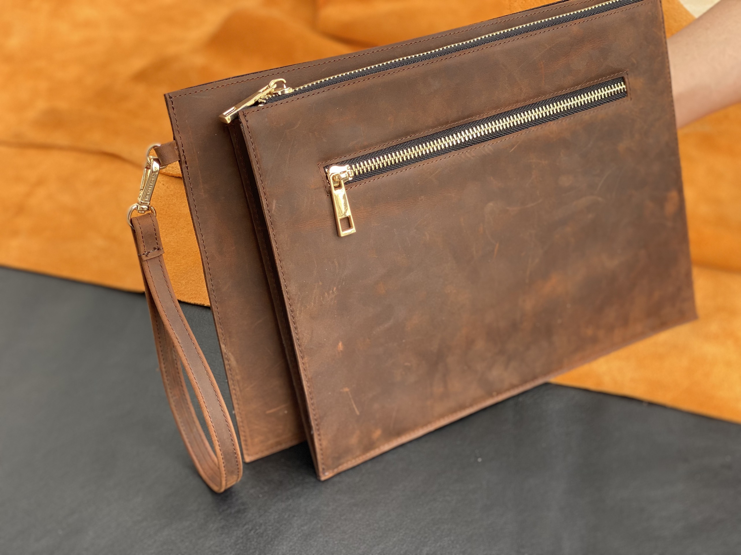 Clutch da bò DUPO - Da thật bảo hành 2 năm