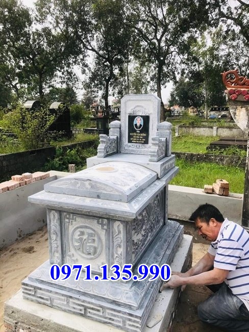 Mộ đá quây - Mẫu chụp mộ bằng đá xanh đẹp bán tại Bình Thuận
