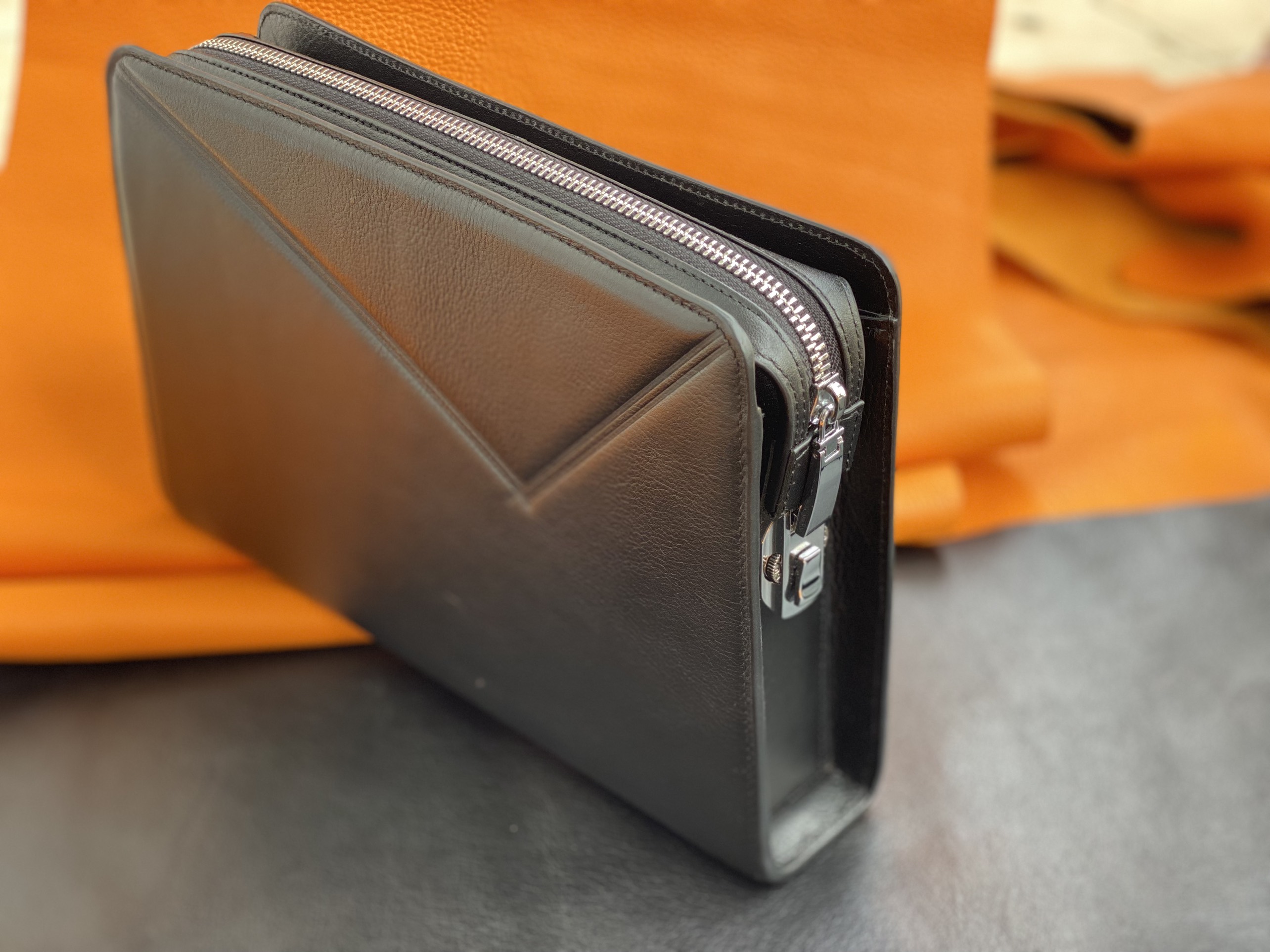 Clutch khóa số da bò cao cấp - Hàng da thẩ bảo hành 2 năm