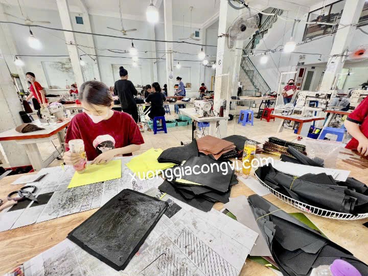 NGUỒN HÀNG DỒ DA  GIÁ SỈ TẠI XƯỞNG,KHÔNG QUA TRUNG GIAN