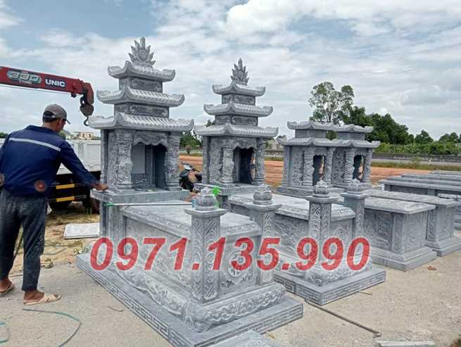 Mộ đá bố mẹ - Mẫu mộ ông bà bằng đá xanh đẹp bán Gia Lai