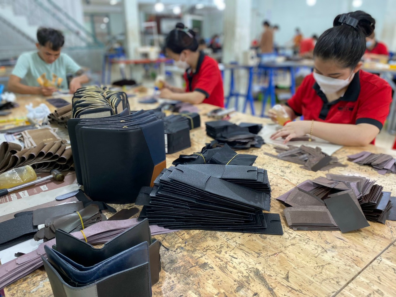 Kinh doanh đồ da thật giá tận xưởng không qua trung gian