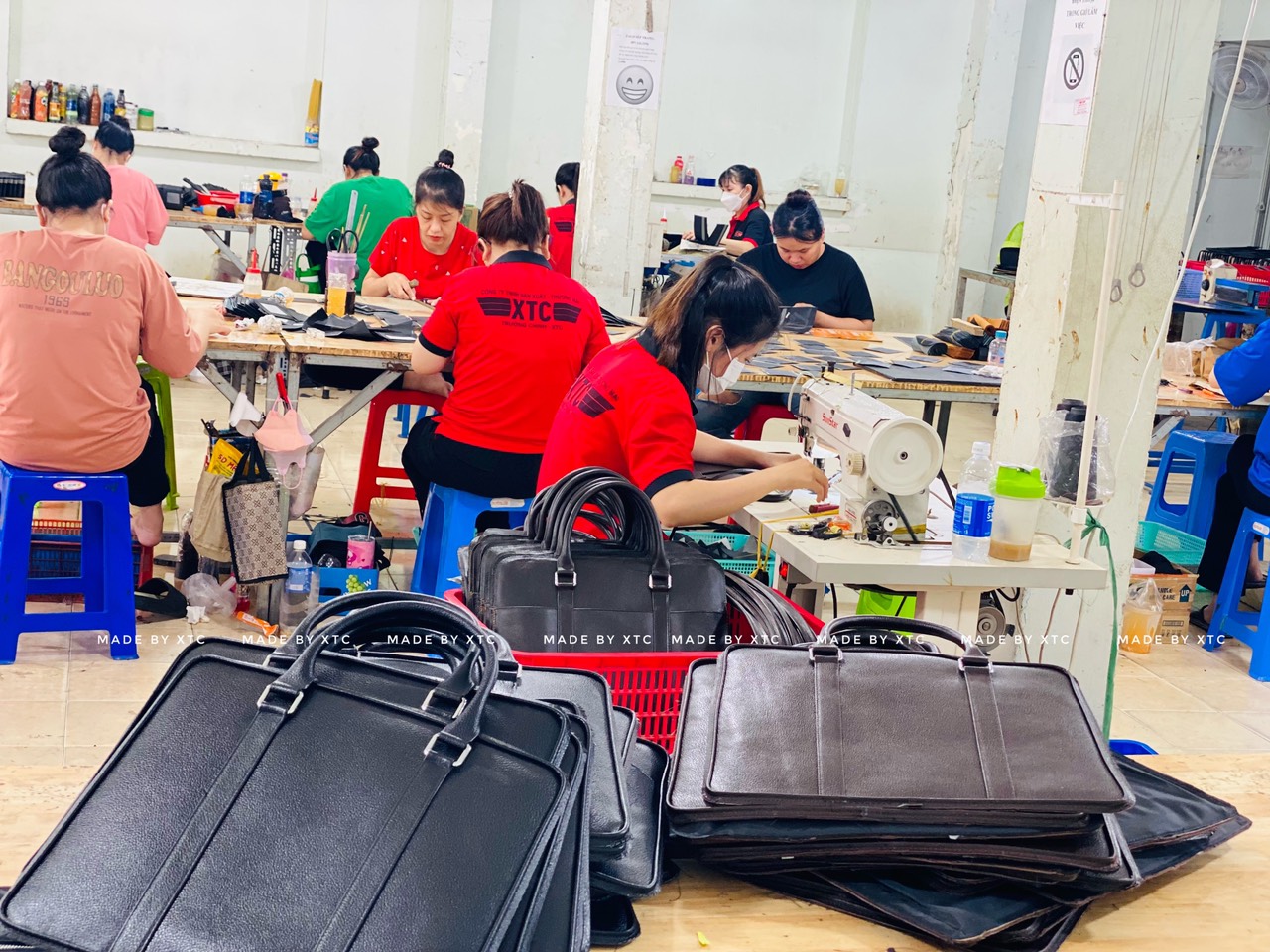 Công ty thiết kế thời trang phụ kiện đồ da thật tìm các đối tác