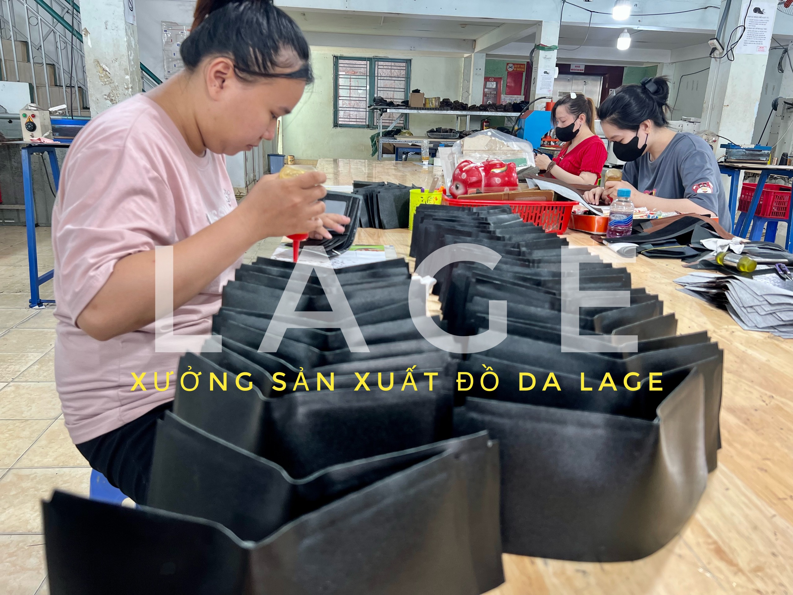 Ví mini da bò - hàng sản xuất tại xưởng