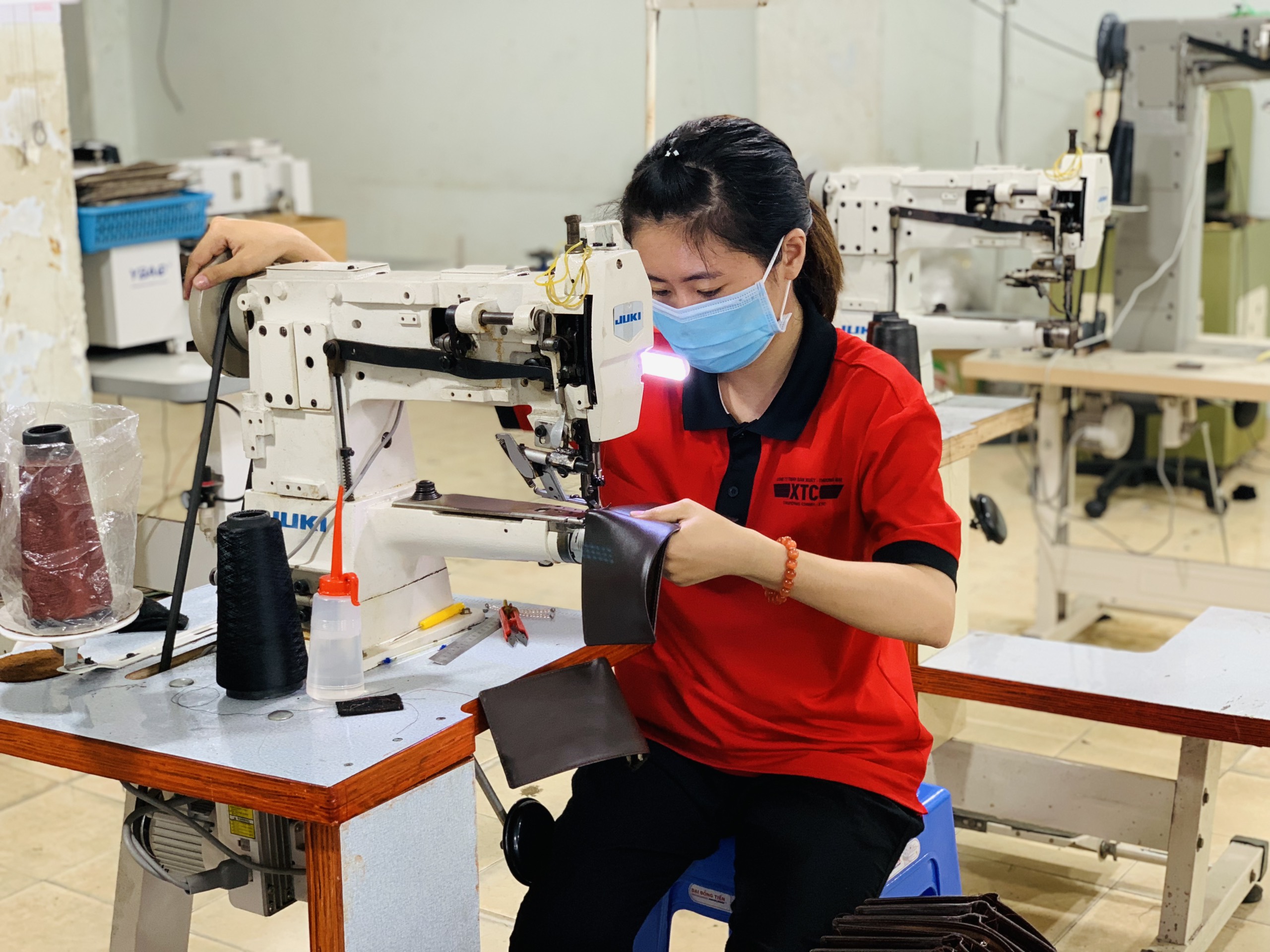 Kinh doanh gì để tết nay không sợ ế-xưởng sản xuất trực tiếp