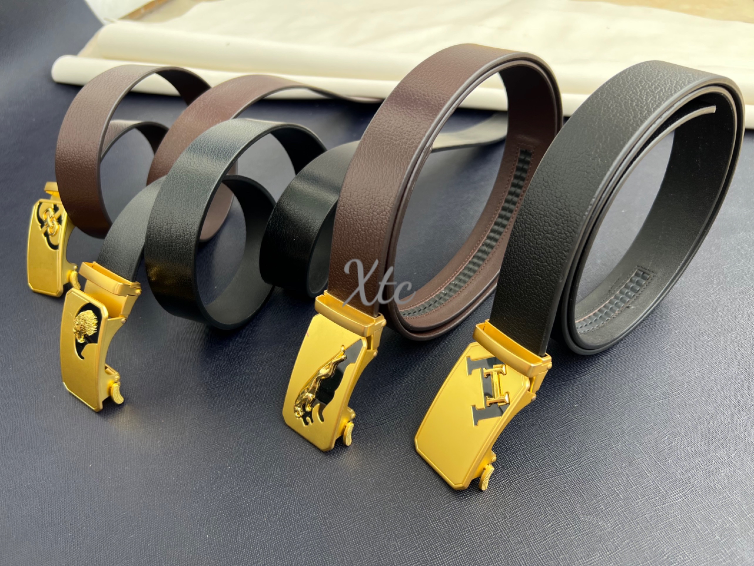 Siêu sale bán tết   -   Mua 1 ví tặng 1 hộp  -  Sỉ số lượng giá xưởng