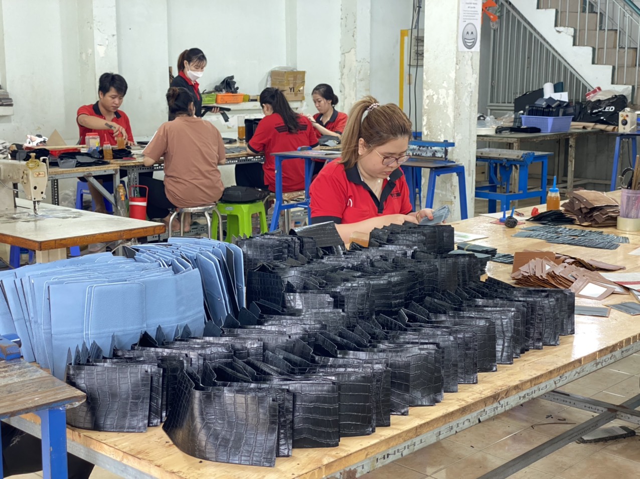Kinh doanh đồ da giá tận xưởng cùng xưởng Trường Chinh
