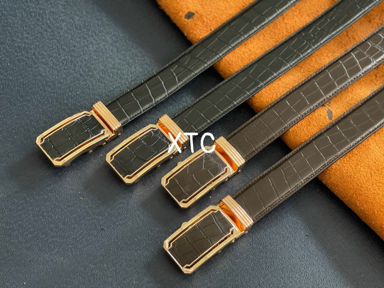 Nhập sỉ ví da bò siêu bền,đẹp sản xuất tại xưởng .