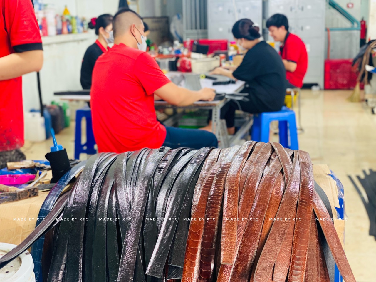Xưởng chuyên sản xuất đồ da thật lớn nhất tại Tphcm