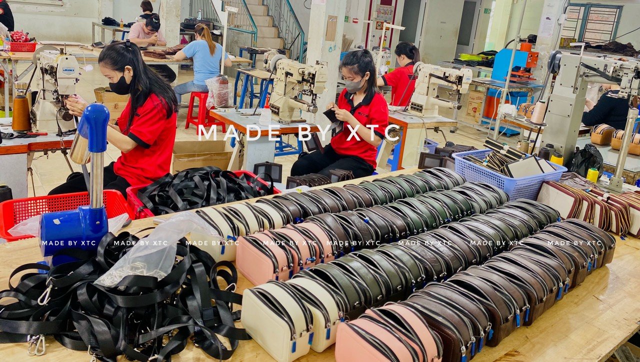 Tuyển sỉ đủ mẫu vốn thấp - ví da bò thật từ 35k !