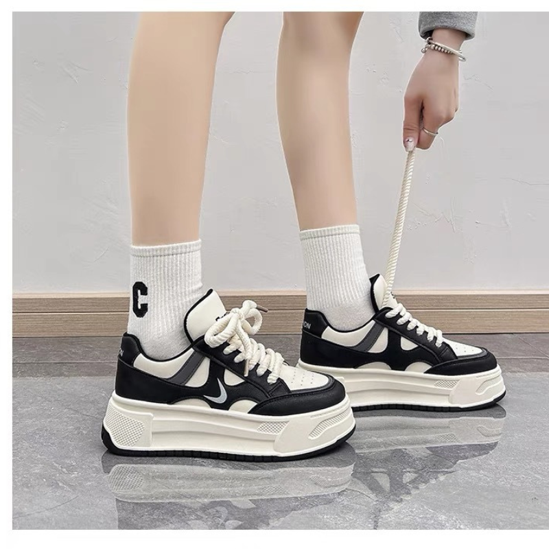 Giày sneaker nữ tăng chiều cao giá rẻ SKNU06