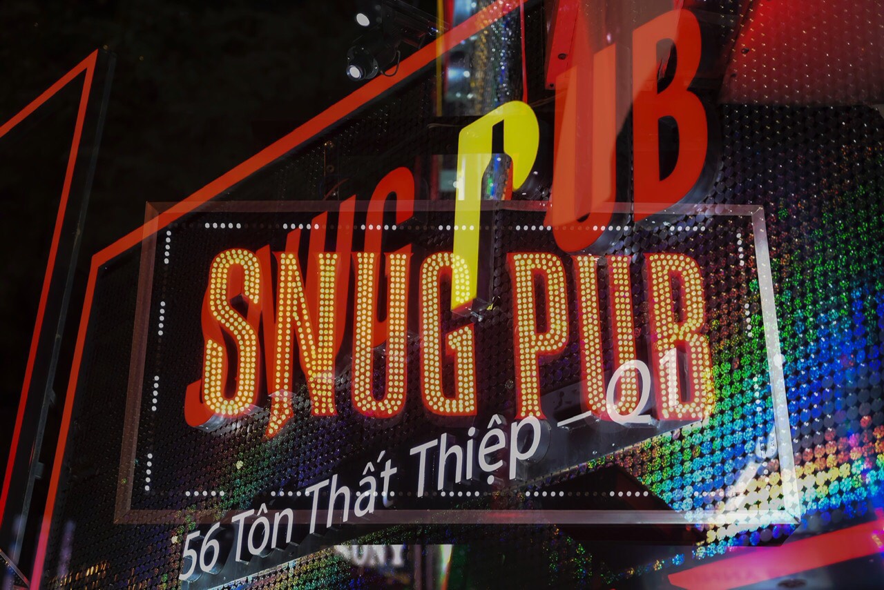 SNUG PUG tuyển nhân viên nữ có ngoại hình thu nhập cao