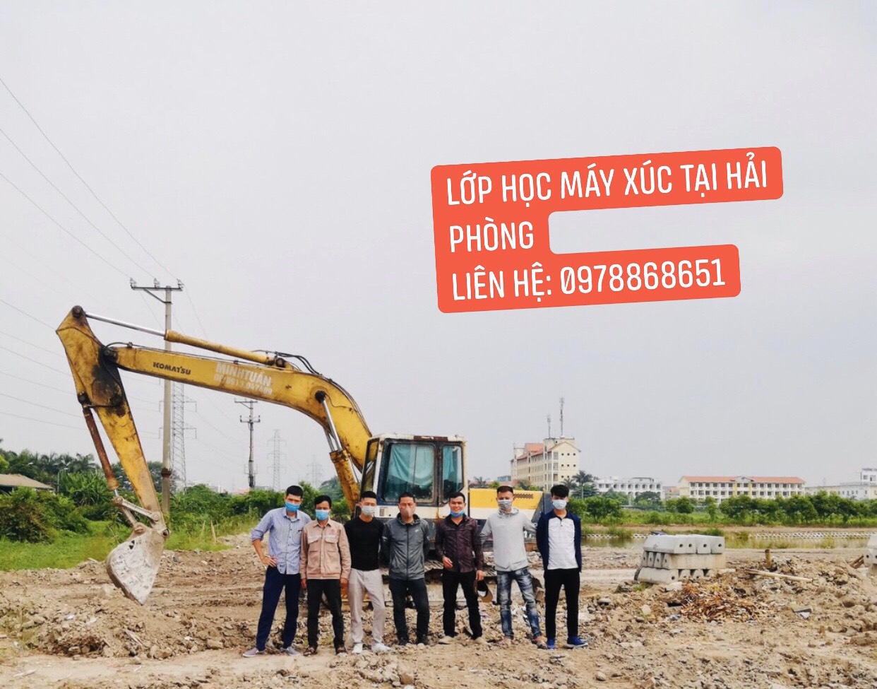 Dạy nghề và cấp chứng chỉ xe nâng, máy xúc, điện lạnh.