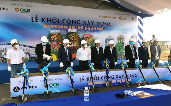 Nhà Phố Thương Mại 2 Tỷ/Căn - Giai Đoạn F0