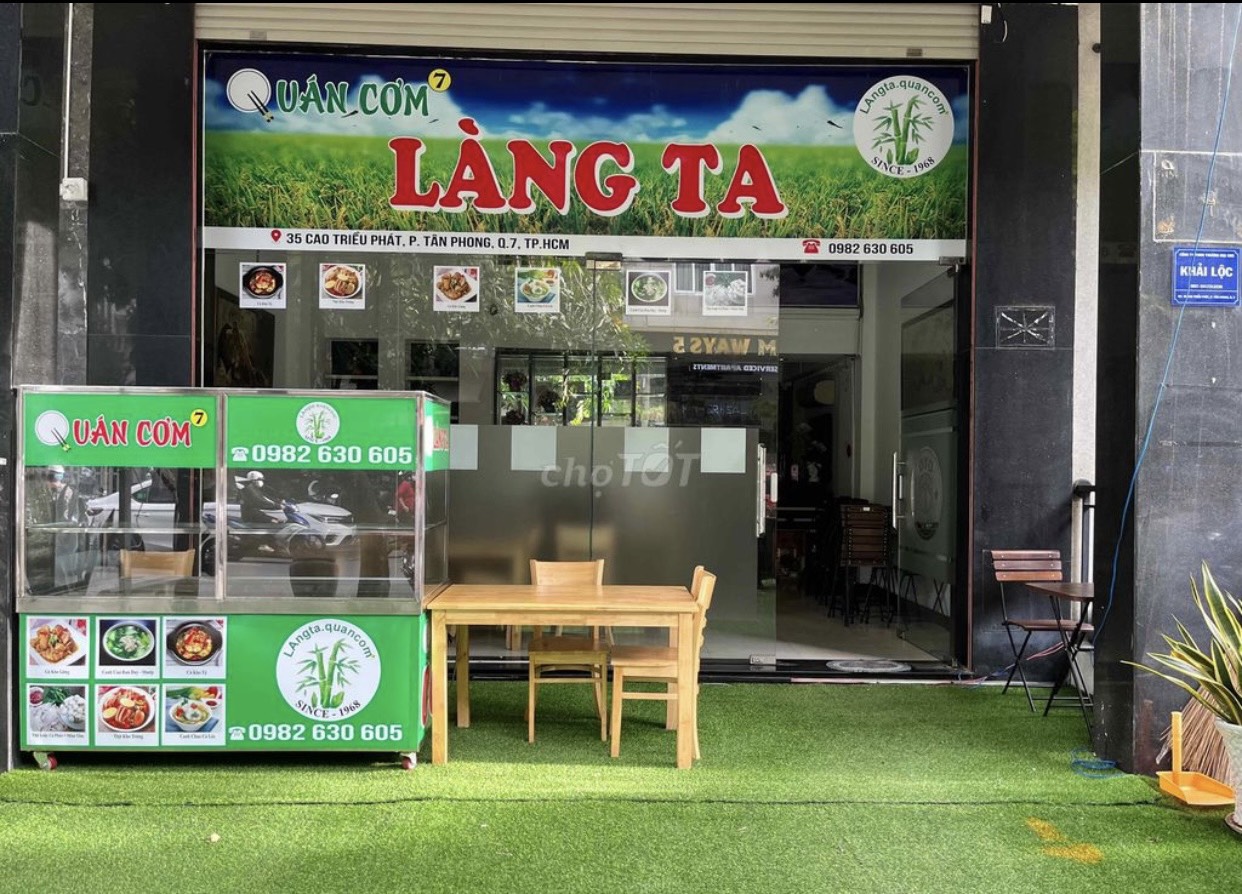 Quán cơm Làng Ta tuyển Order, phục vụ và tạp vụ có kinh nghiệm