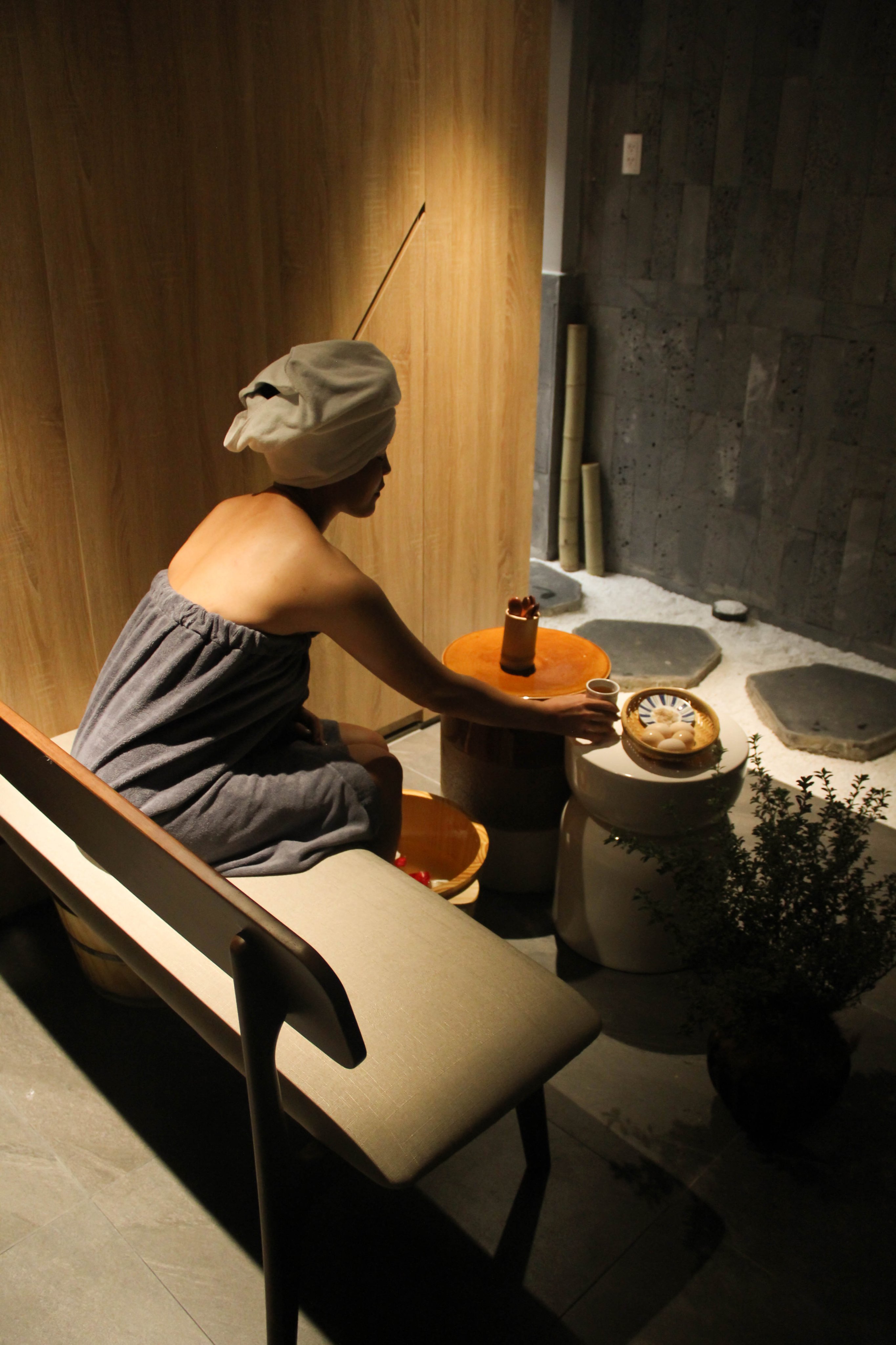 MOMIJI SPA tuyển thợ cứng lương cao làm Q7