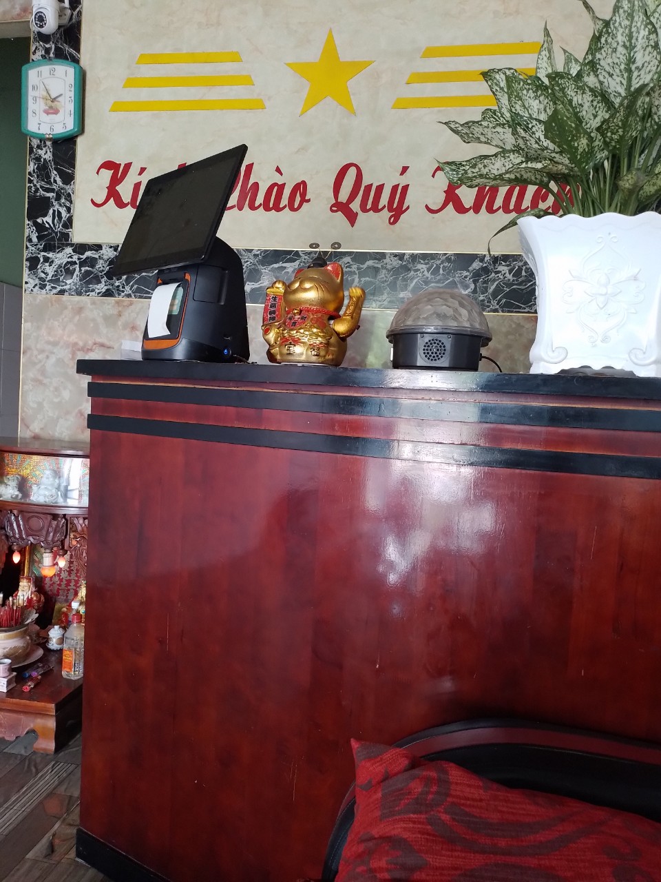 Tuyển NV nữ massage thu nhập cao làm tại Q12