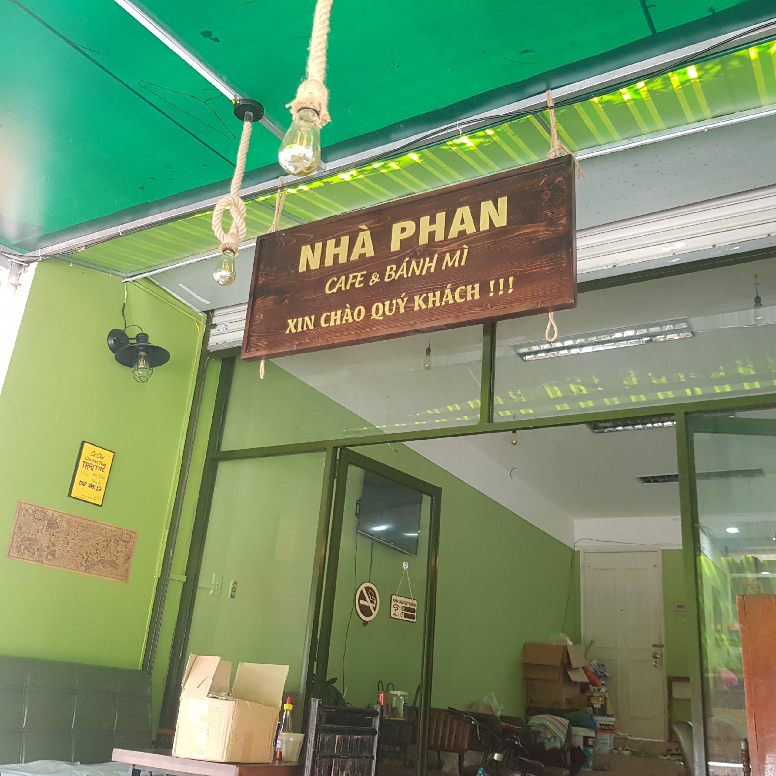 NHÀ PHAN COFFEE tuyển pha chế, phục vụ làm Q7