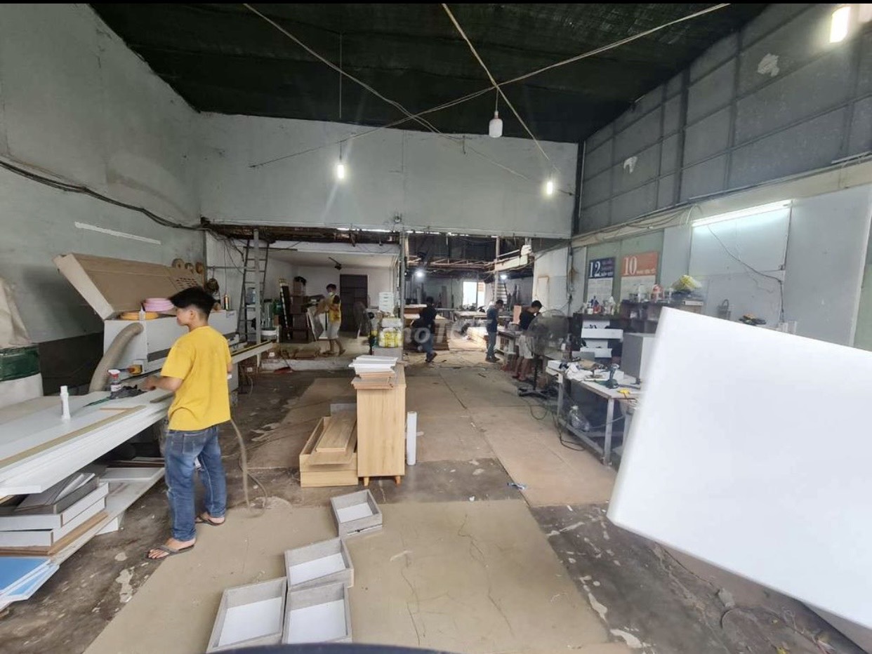 Nội thất HOÀNG GIANG tuyển thợ chính, thợ lắp ráp, phụ việc làm Q8